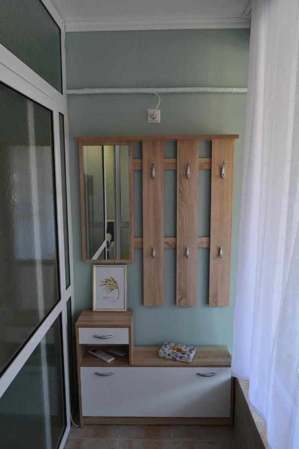 City Center Apartment Бургас Екстериор снимка